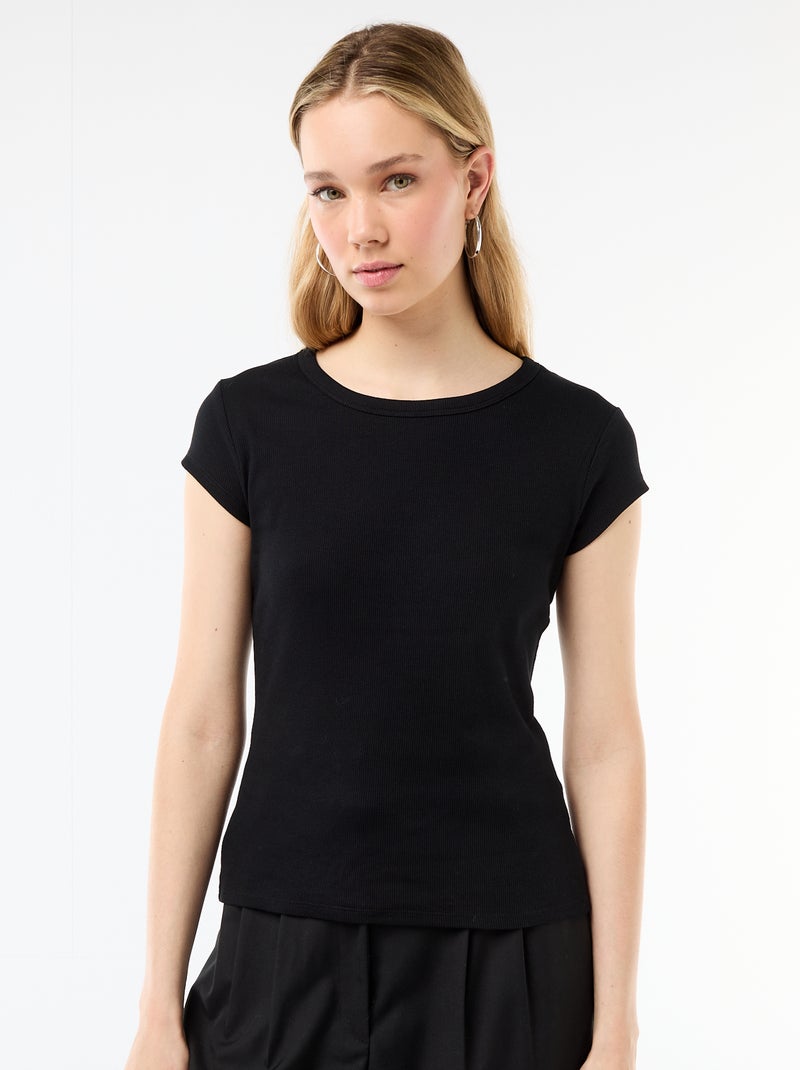 Camiseta de punto de canalé y manga corta Negro - Kiabi