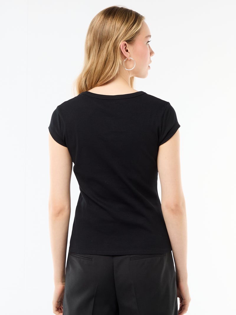 Camiseta de punto de canalé y manga corta Negro - Kiabi