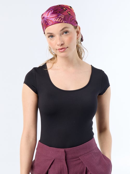 Camiseta de punto de canalé y manga corta - Kiabi Camiseta de punto de canalé y manga corta - Kiabi