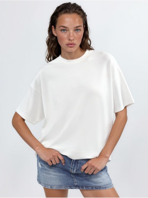 Camiseta de punto de cuello redondo de gran tamaño hiccup - Kiabi Camiseta de punto de cuello redondo de gran tamaño hiccup - Kiabi