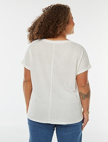 Camiseta de punto gofrado y calado de manga corta