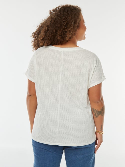 Camiseta de punto gofrado y calado de manga corta - Kiabi