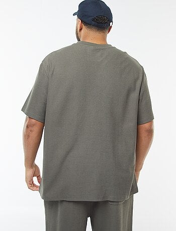 Camiseta de punto texturizado con cuello de pico