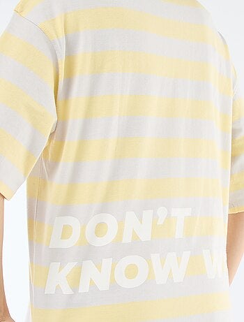 Camiseta de rayas anchas