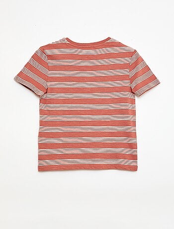 Camiseta de rayas con cuello tunecino