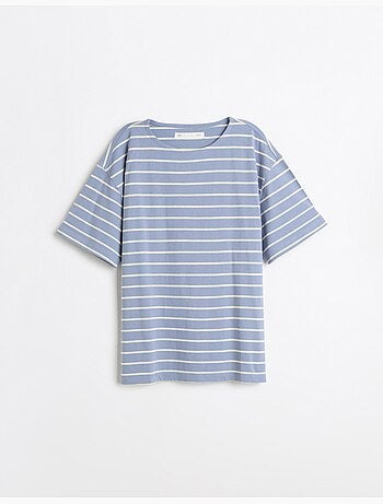 Camiseta de rayas, mo fashion