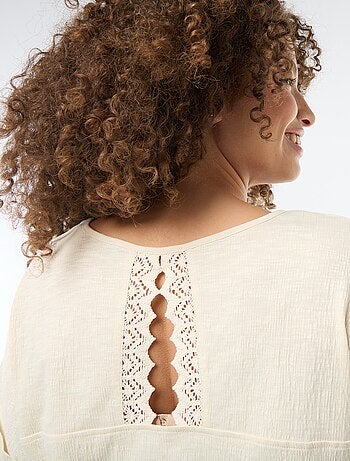 Camiseta de tejido crepé