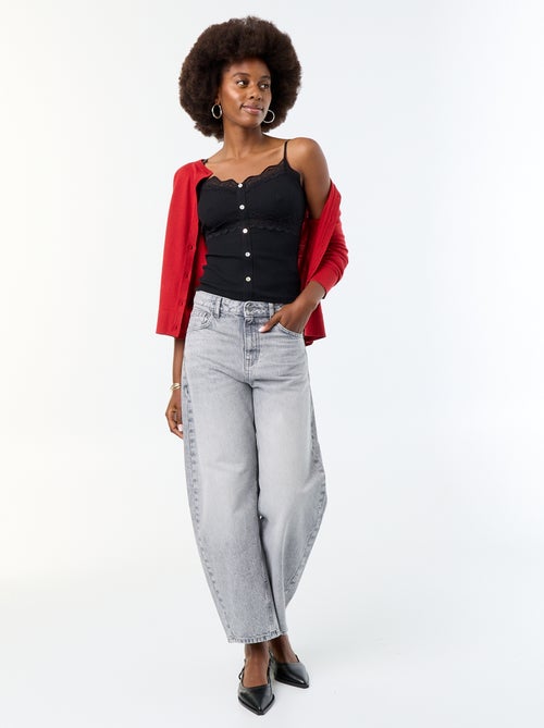 Camiseta de tirantes acanalada con tirantes - Kiabi Camiseta de tirantes acanalada con tirantes - Kiabi