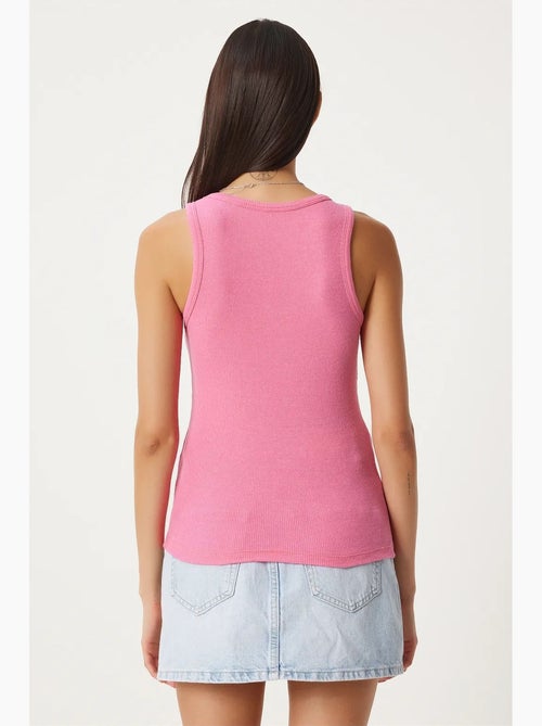 Camiseta de tirantes ajustada de algodón con cuello en u istanbul - Kiabi Camiseta de tirantes ajustada de algodón con cuello en u istanbul - Kiabi