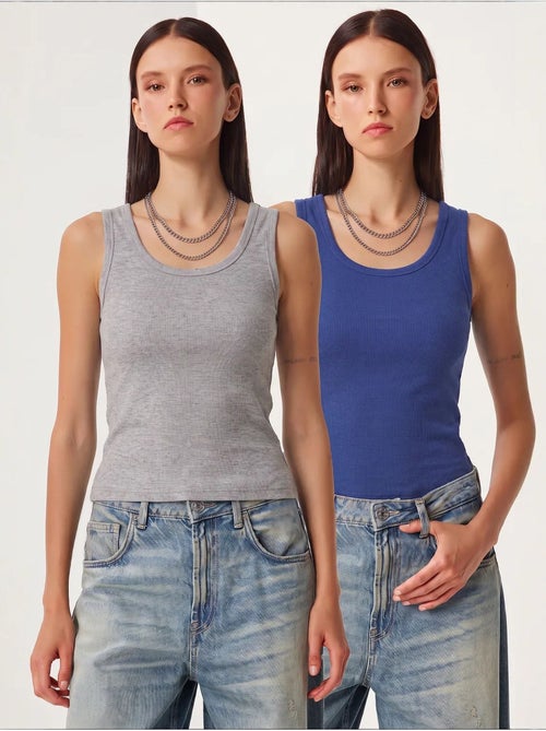Camiseta de tirantes ajustada de punto con cuello en u, pack de 2 istanbul - Kiabi Camiseta de tirantes ajustada de punto con cuello en u, pack de 2 istanbul - Kiabi