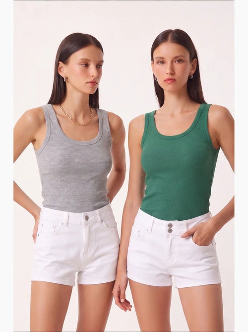 Camiseta de tirantes ajustada de punto con cuello en u, pack de 2 istanbul - Kiabi Camiseta de tirantes ajustada de punto con cuello en u, pack de 2 istanbul - Kiabi