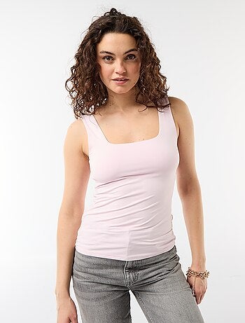 Camiseta de tirantes anchos cuello cuadrado