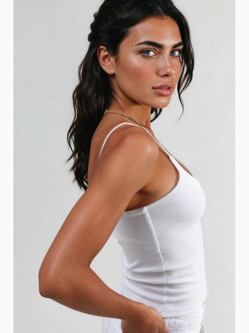 Camiseta de tirantes canalé escote redondo ajustada busem - Kiabi Camiseta de tirantes canalé escote redondo ajustada busem - Kiabi