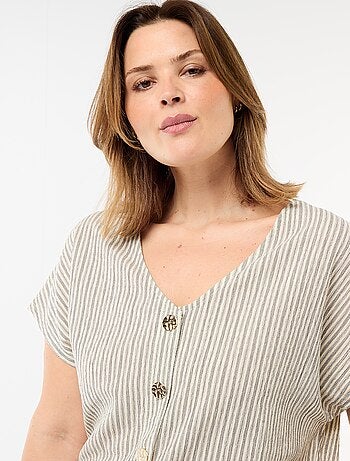 Camiseta de tirantes con botones dorados