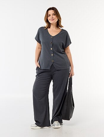 Camiseta de tirantes con botones dorados