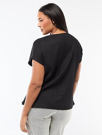 Camiseta de tirantes con botones dorados