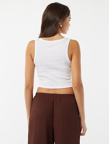 Camiseta de tirantes con cuello americano