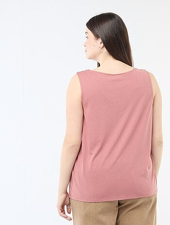 Camiseta de tirantes con cuello en pico y encaje