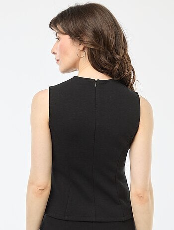 Camiseta de tirantes con sisa americana