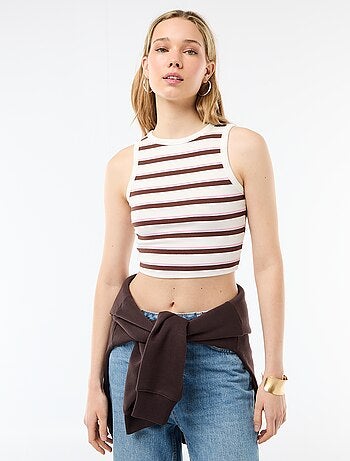 Camiseta de tirantes con sisas americanas