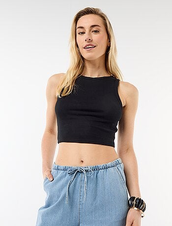 Camiseta de tirantes con sisas americanas