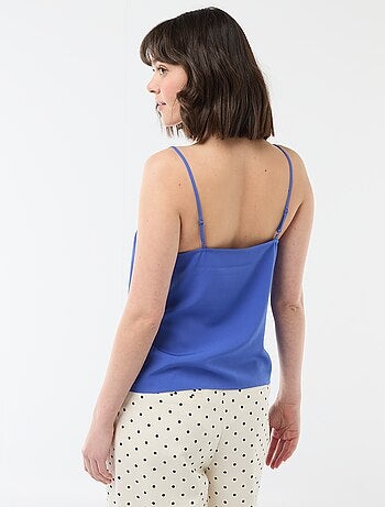 Camiseta de tirantes con tirantes finos ajustables y cuello de encaje