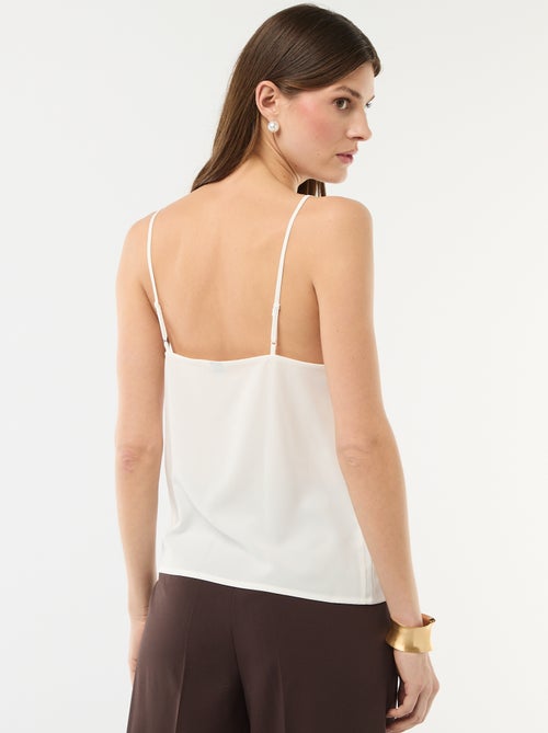 Camiseta de tirantes con tirantes finos ajustables y cuello de encaje - Kiabi Camiseta de tirantes con tirantes finos ajustables y cuello de encaje - Kiabi