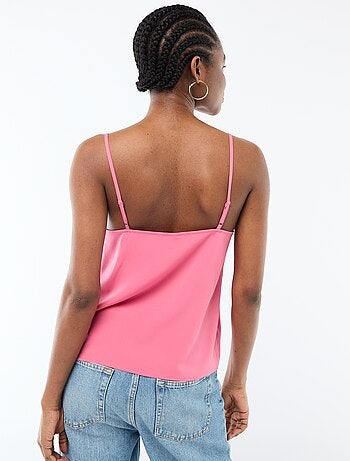 Camiseta de tirantes con tirantes finos ajustables y cuello de encaje