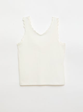 Camiseta de tirantes lisa con bordes ondulados