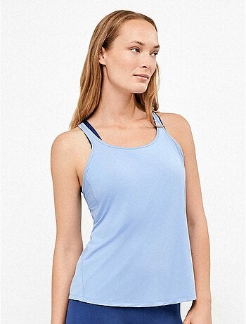 Camiseta deportiva con espalda mariposa de secado rápido