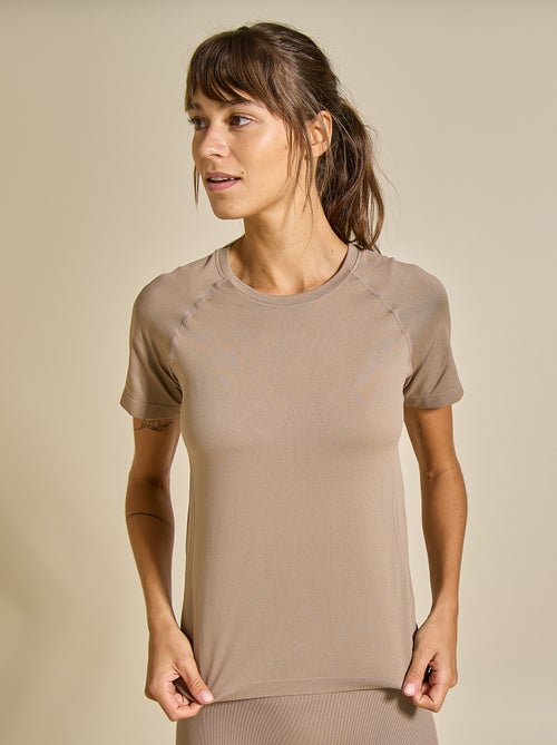 Camiseta deportiva efecto segunda piel - (ekstract) - Kiabi Camiseta deportiva efecto segunda piel - (ekstract) - Kiabi