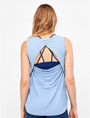 Camiseta deportiva espalda abierta de secado rápido