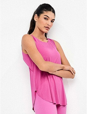 Camiseta deportiva espalda abierta de secado rápido