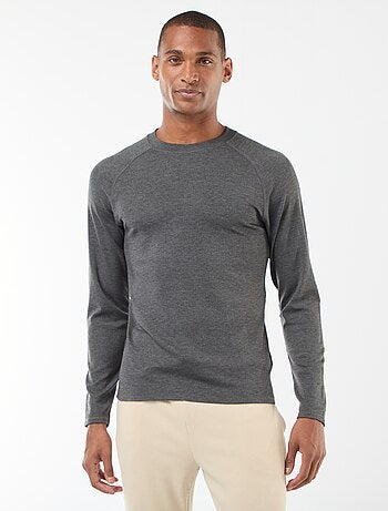 Camiseta deportiva flexible lisa