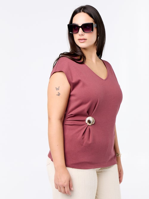 Camiseta drapeada con joya dorada - Kiabi