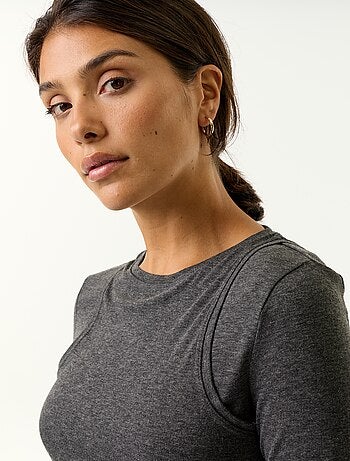 Camiseta efecto 2 en 1 con camiseta de tirantes