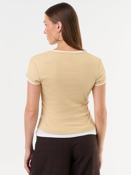 Camiseta efecto 2 en 1 manga corta - Kiabi Camiseta efecto 2 en 1 manga corta - Kiabi