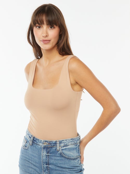 Camiseta elástica de cuello cuadrado - Kiabi