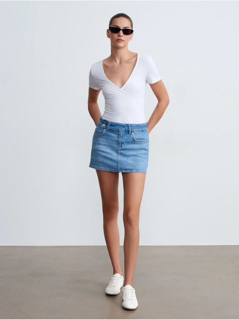 Camiseta entallada de manga corta con cuello de pico dilvin Blanco - Kiabi