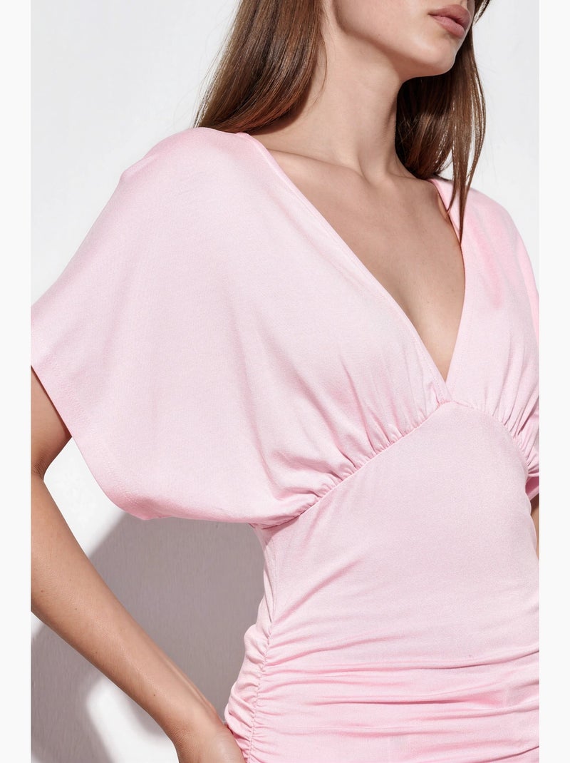 Camiseta entallada escote pico manga corta busem Rosa almendra - Kiabi