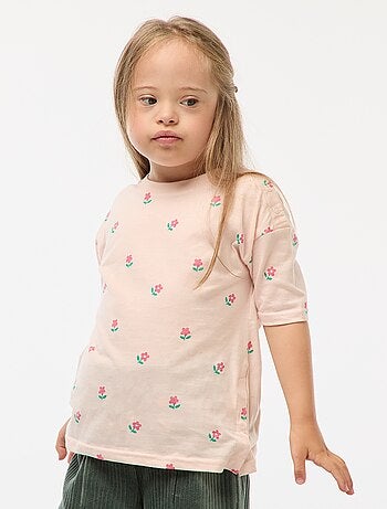 Camiseta estampada con automáticos en el hombro - Fácil de Poner