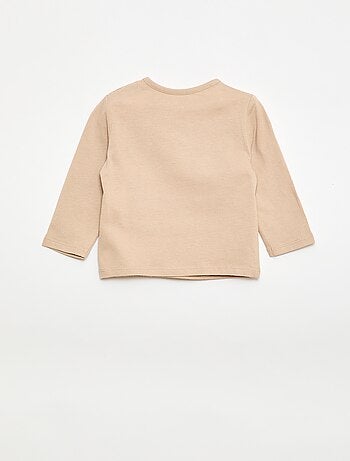 Camiseta estampada con diseño fantasía