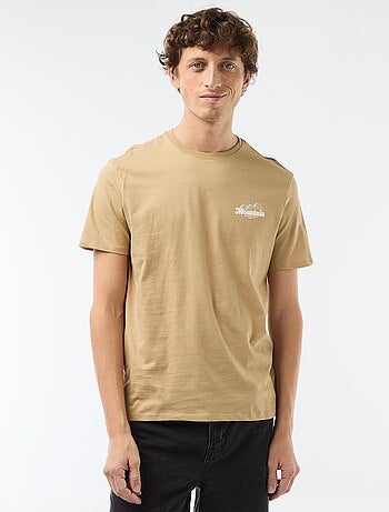 Camiseta estampada con diseño original