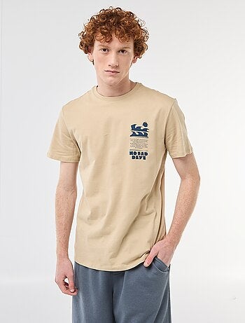 Camiseta estampada con diseño posicionado en algodón liso