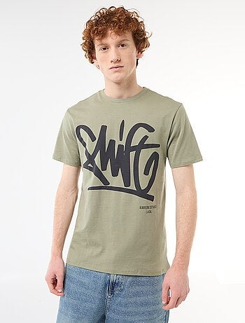 Camiseta estampada con diseño posicionado en algodón liso