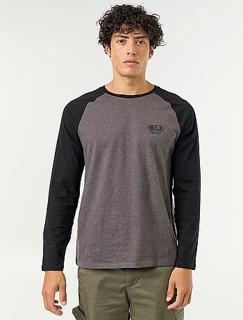 Camiseta estampada con mangas largas raglán