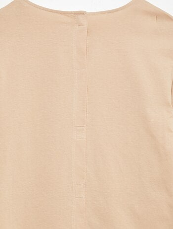 Camiseta estampada con mensaje - Fácil de Poner