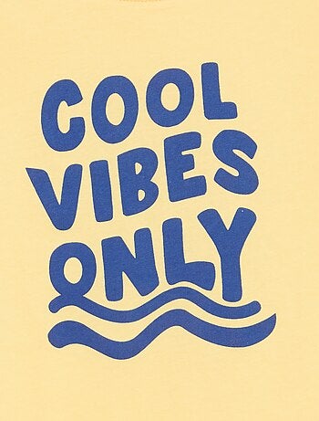 Camiseta estampada con mensaje