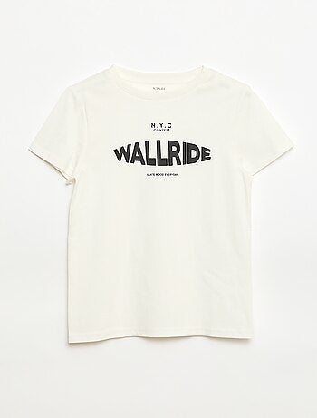 Camiseta estampada con mensaje