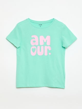 Camiseta estampada con mensaje y manga corta